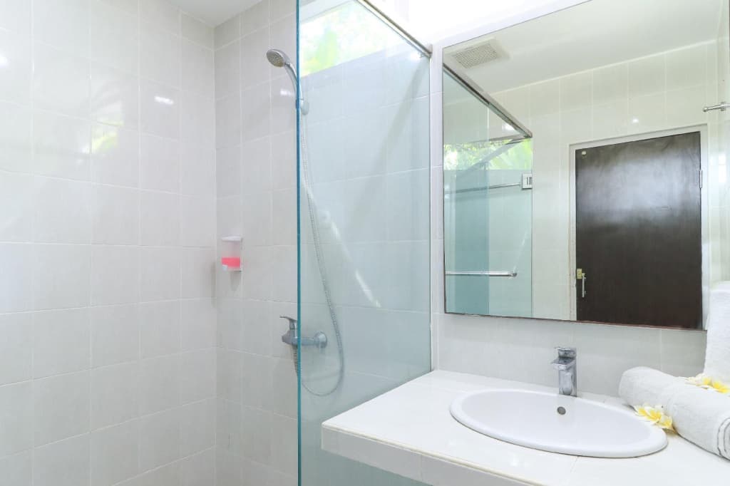 Adhi Dharma Hotel - photo 8