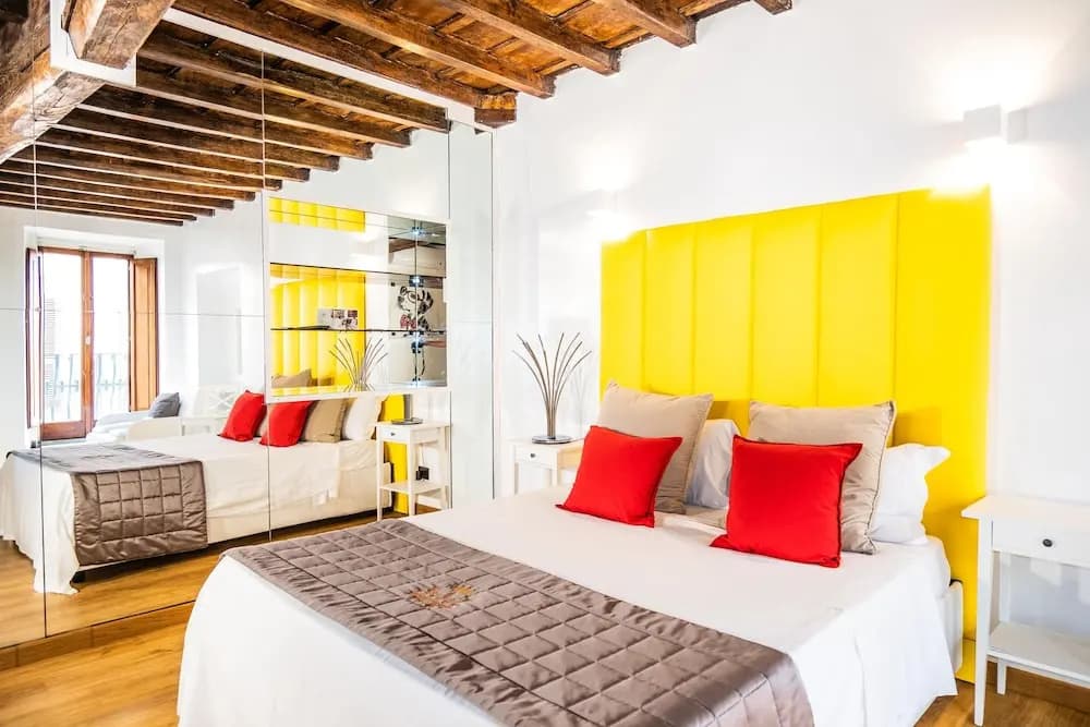 Trevi Queen Apartments - photo 7