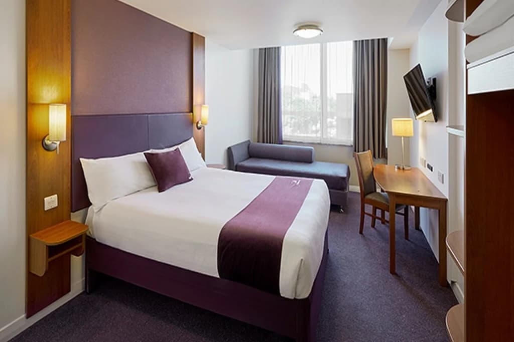 Premier Inn London St Pancras - photo 6