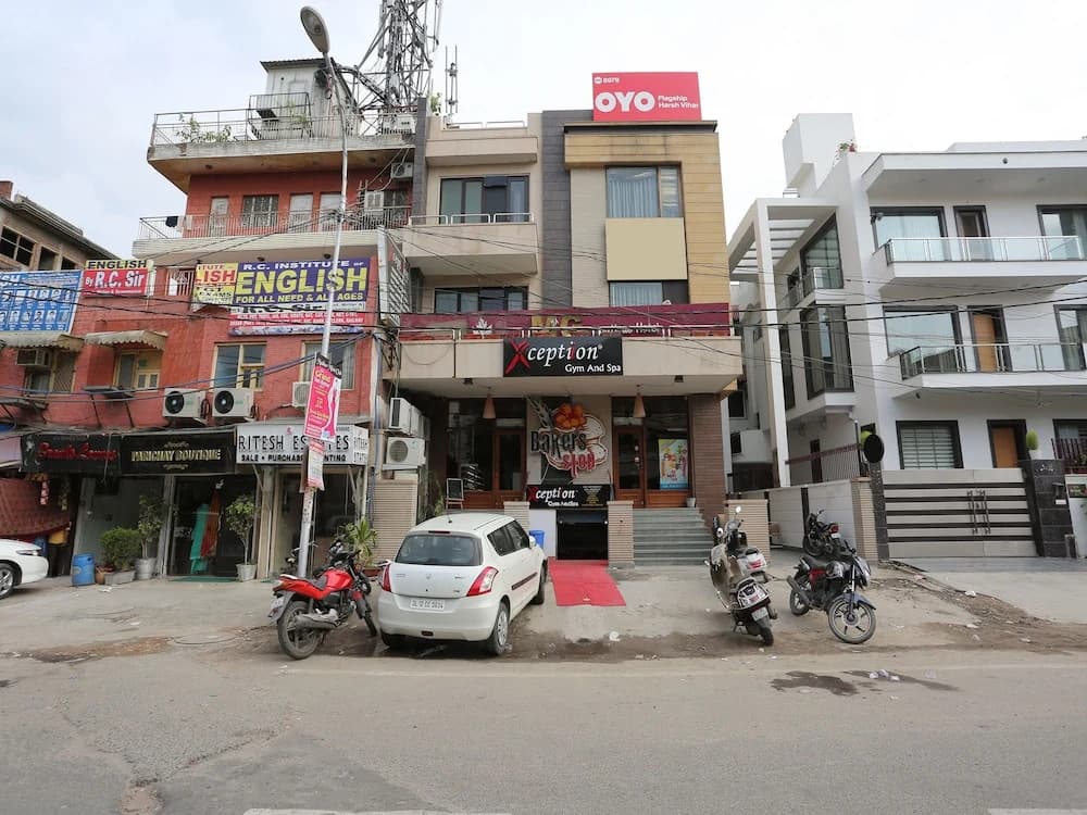 OYO Townhouse 281 Harsh Vihar Near M2K Cinemas Rohini - main photo