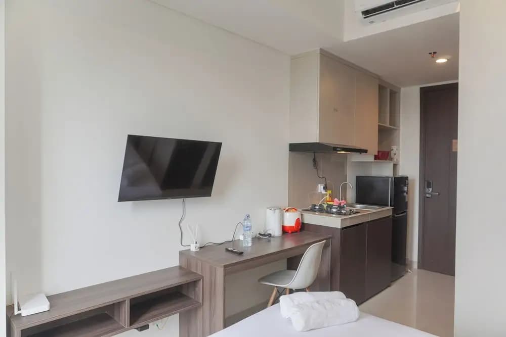 Brand New And Comfort Studio At Vasaka Solterra Apartment - photo 5