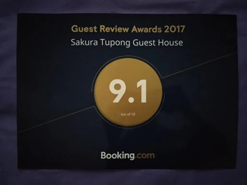 Sakura Tupong Guest House - photo 11