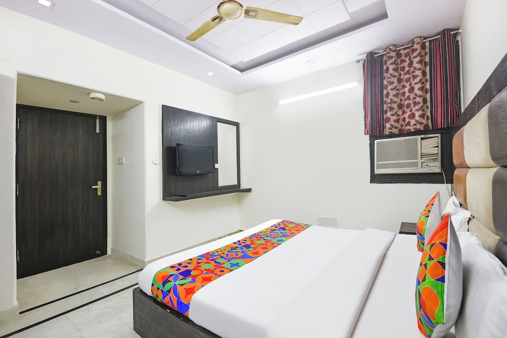 Fabhotel Vishesh Continental - photo 12