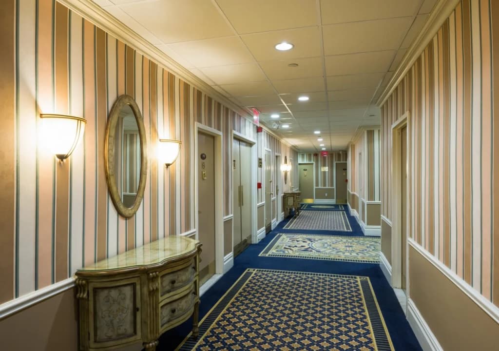 Wolcott Hotel - photo 14