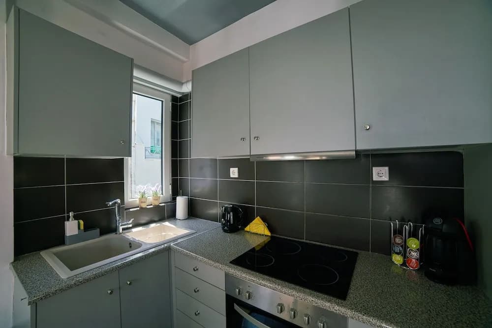 V&V Central & Elegant Apartment - photo 14
