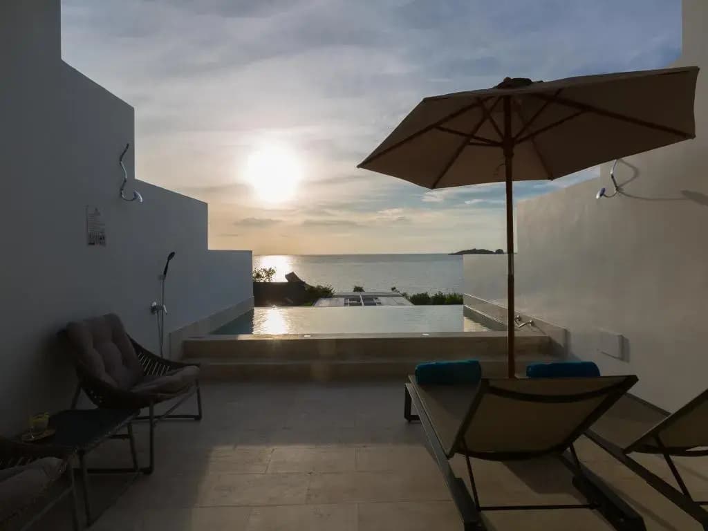 Skye Beach Hotel - photo 15