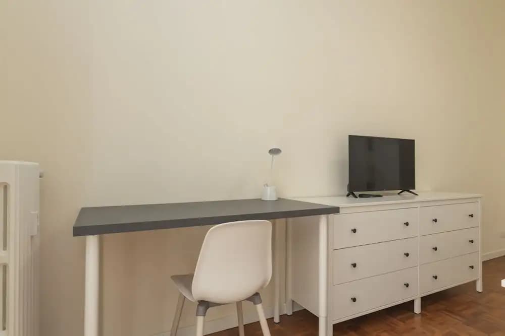 JOIVY Modern 2bed flat with balcony, 250m from M5 Foppa and M2 Sant'Agostino - photo 5