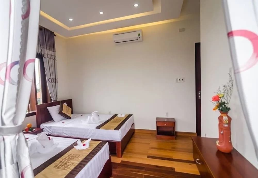 Lantern Villa - photo 3
