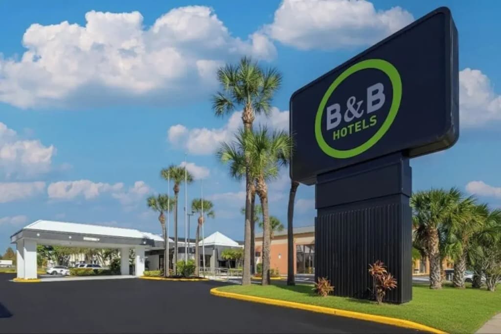 B&B Hotel Orlando International Drive Near Universal - Newly Renovated! - photo 19