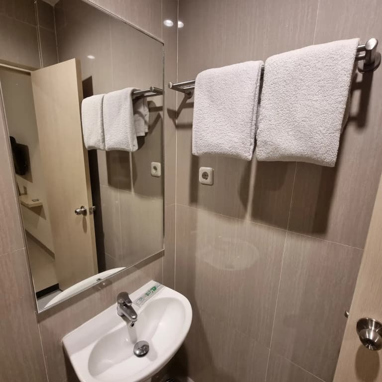 D'Bamboo Suites - photo 8