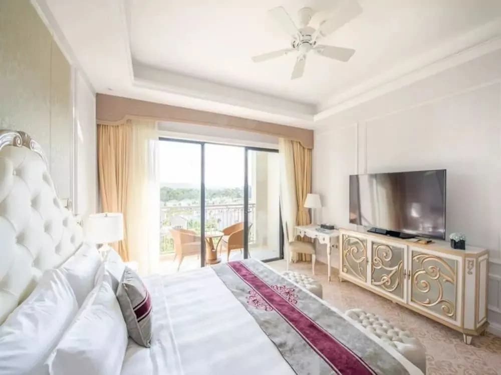 Wyndham Grand Phu Quoc Hotel - photo 11
