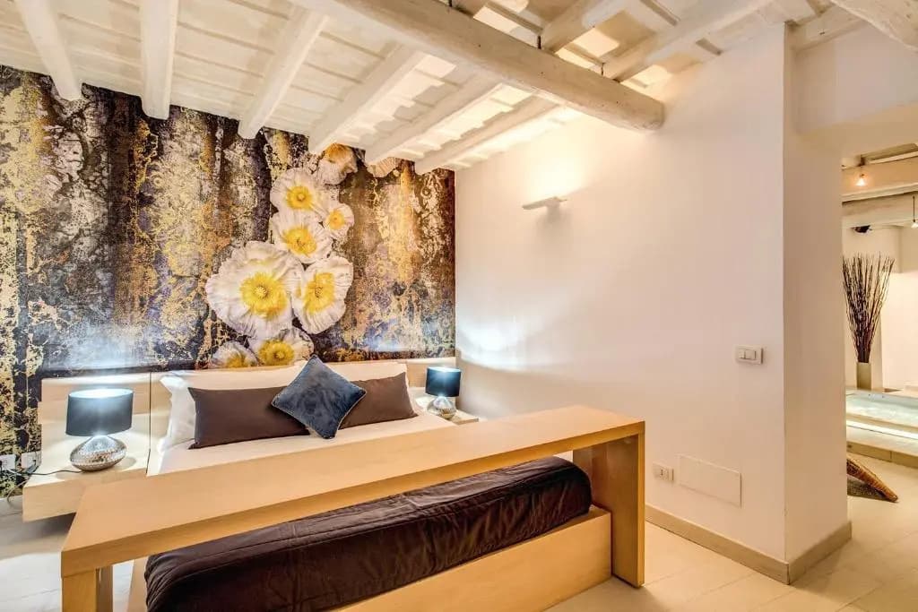 YH Jacuzzi Suite - photo 7