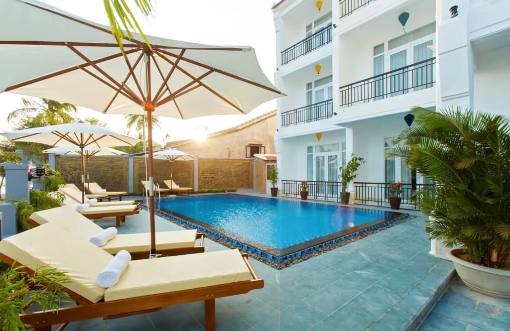 Riverside White House Boutique Hotel - photo 13
