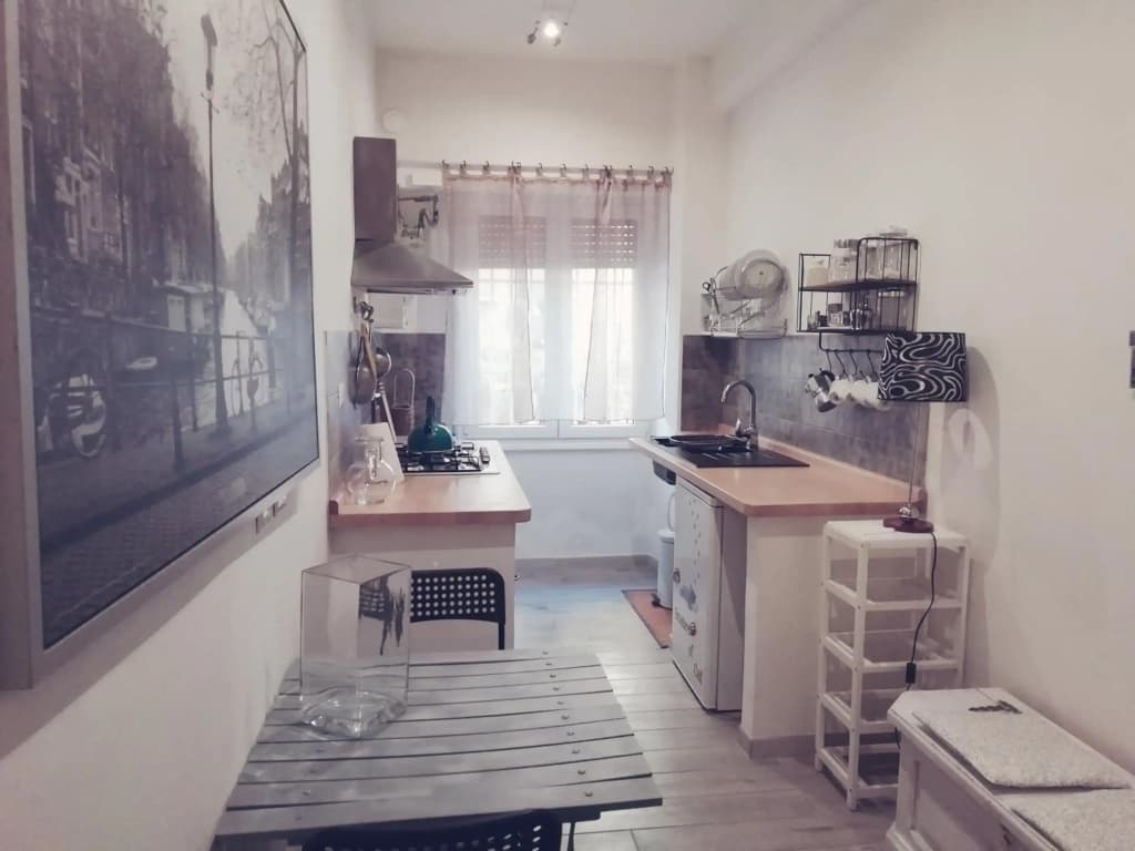 White Apartment - photo 10