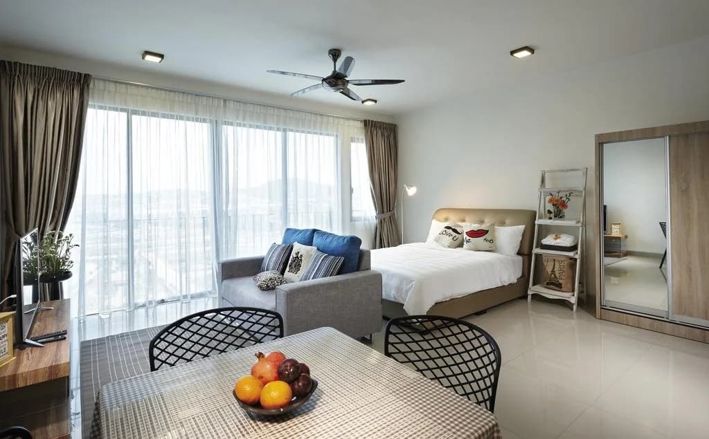 Arch Plus Studio at Trefoil Setia City - photo 3
