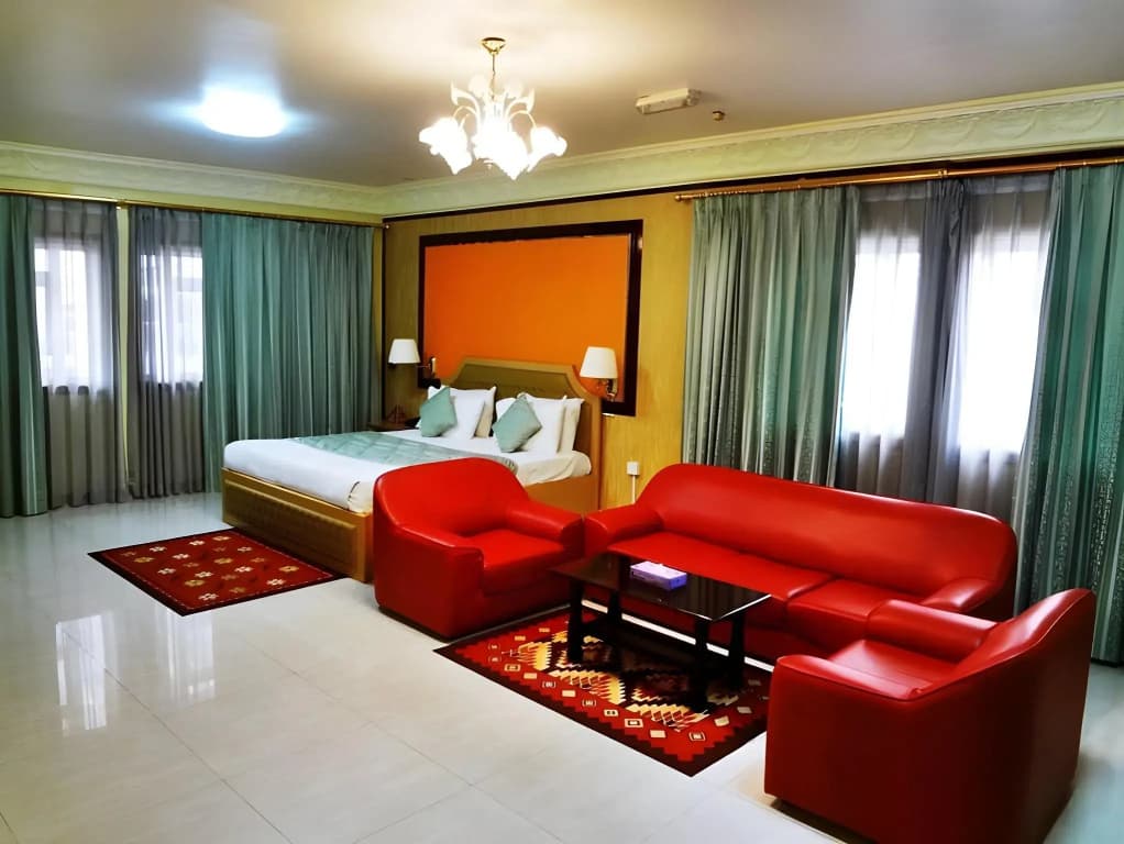 Bowshar International Hotel - Muscat - photo 4