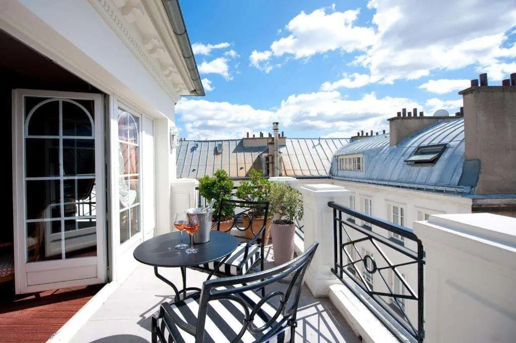 L'Hotel - photo 47