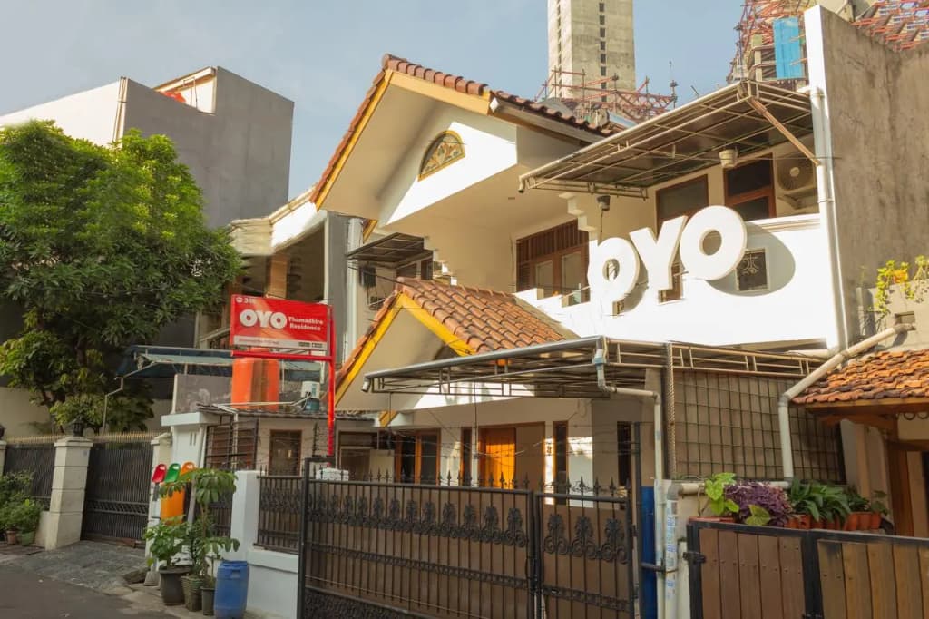 OYO 366 Thamadhiro Residence - main photo