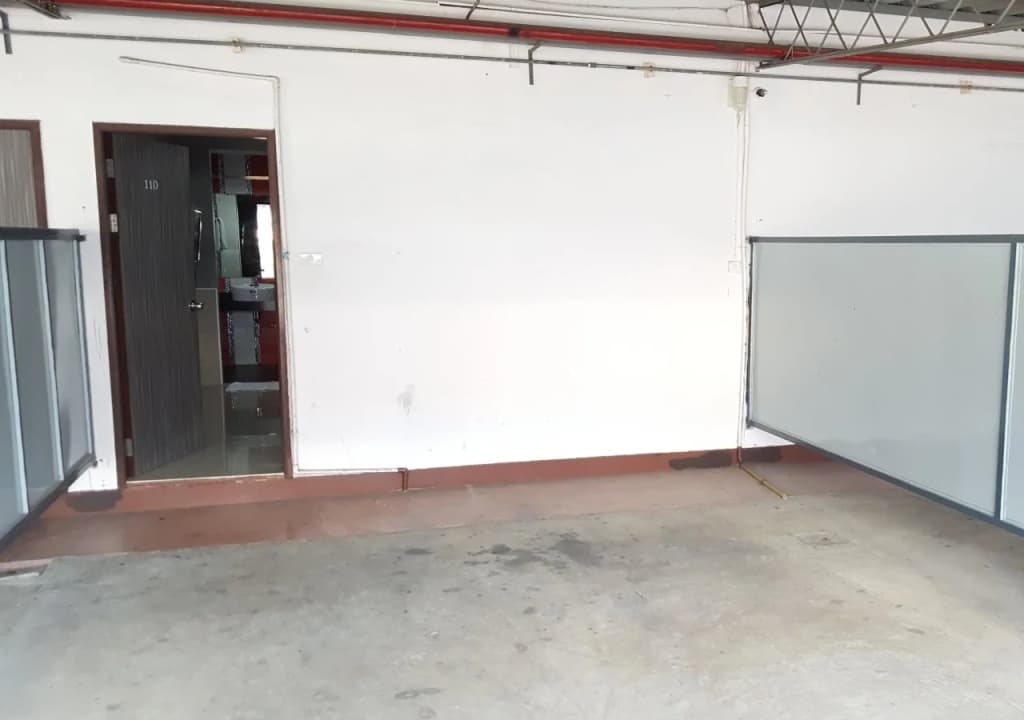 Thamrongin Hotel - photo 9