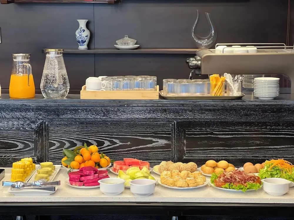 Bay Luxury Beijing Hotel - photo 7