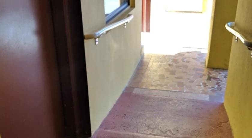 Ramona Motel - photo 12