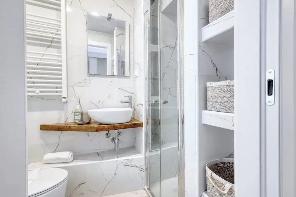 JOIVY Modern City Centre Flat - photo 10