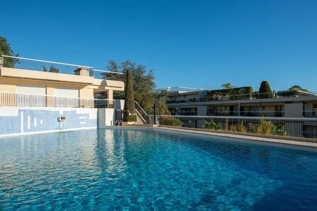 3 pièces vue mer et piscine quartier Parc Impérial - photo 10