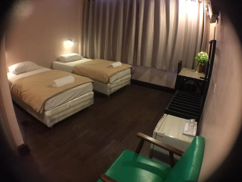 Suksawad Hotel - photo 6