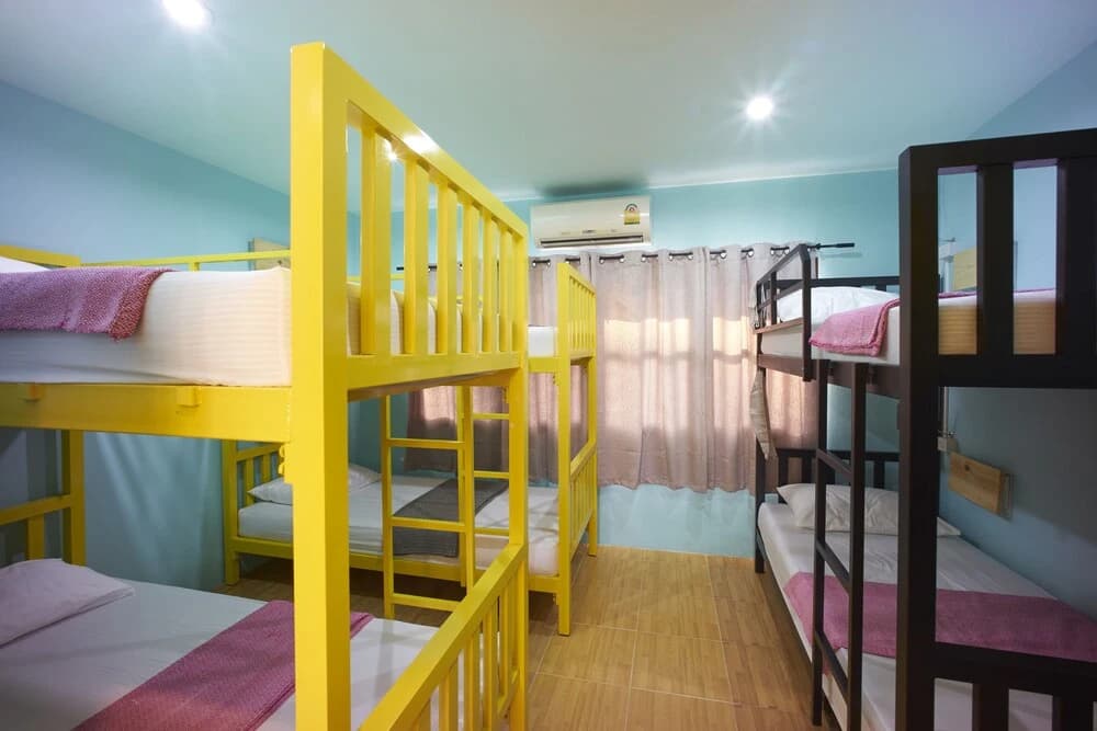 305 Hostel - photo 4