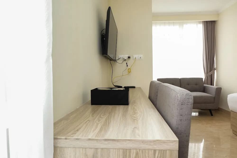Highest Value Studio Room at Menteng Park Apartment - photo 5