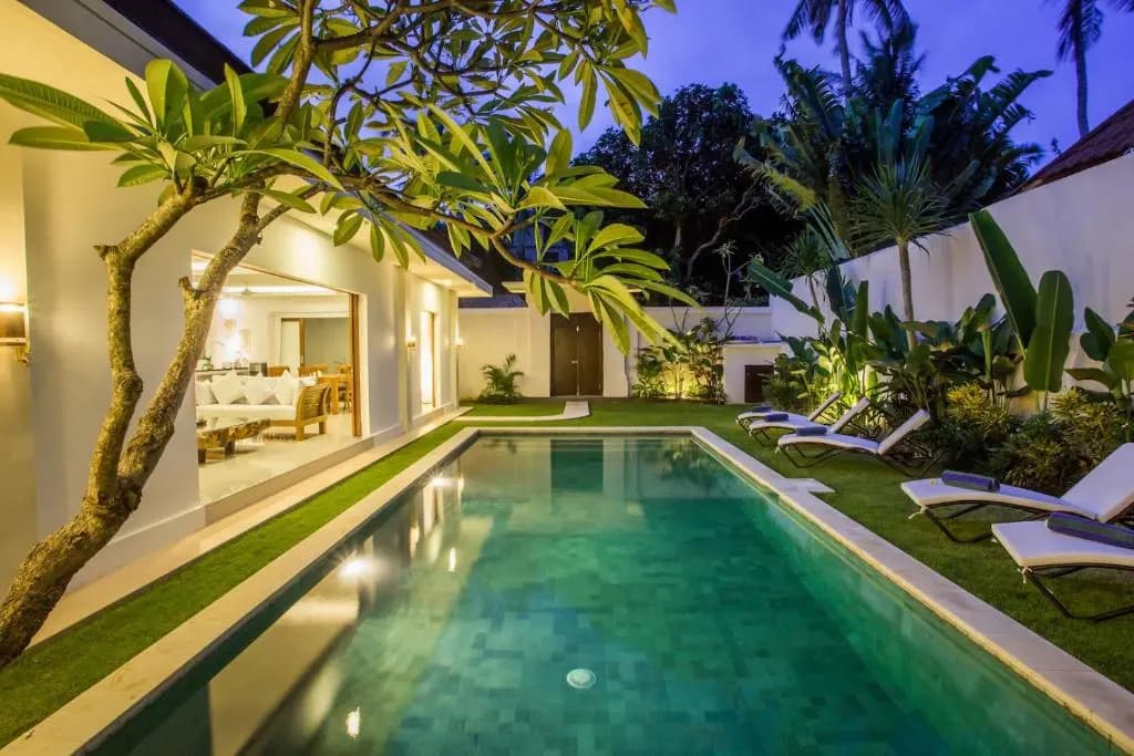Deluxe Kamboja Villa - photo 9