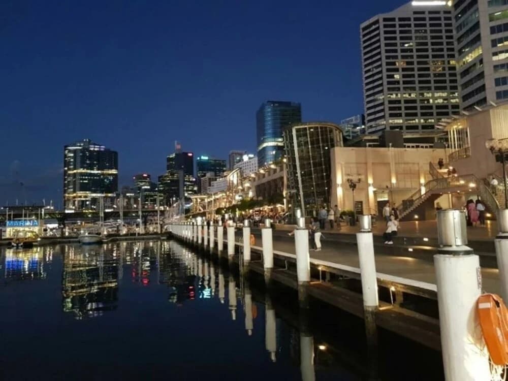 E10 Darling Harbour 2 BDR APT - photo 17