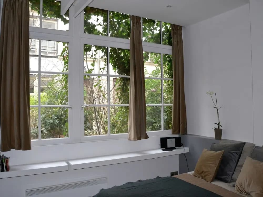 Modern Apartment in Île-de-france With Private Terrace - photo 2