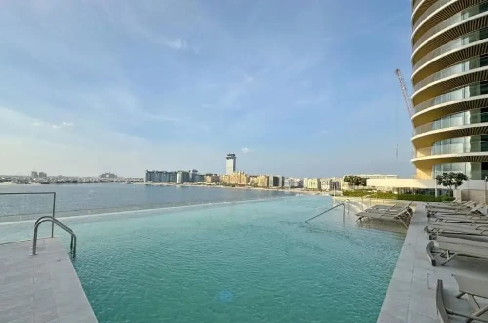 KeyRock - Grand Bleu Apt with Palm View - photo 21