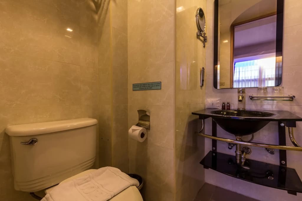 UPAR Hotels Sukhumvit 11 Nana - photo 8