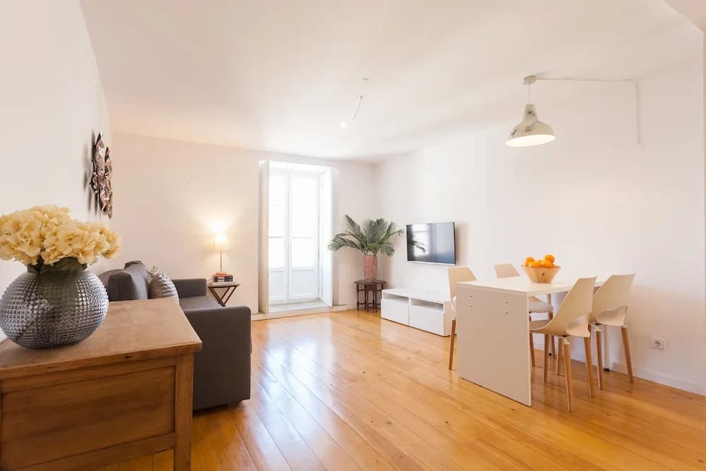 Moniz Blue One-Bedroom Apartment - by LU Holidays - photo 4