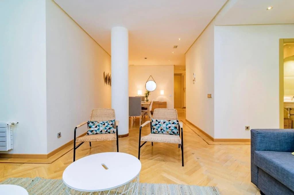 Velazquez Suites - photo 30