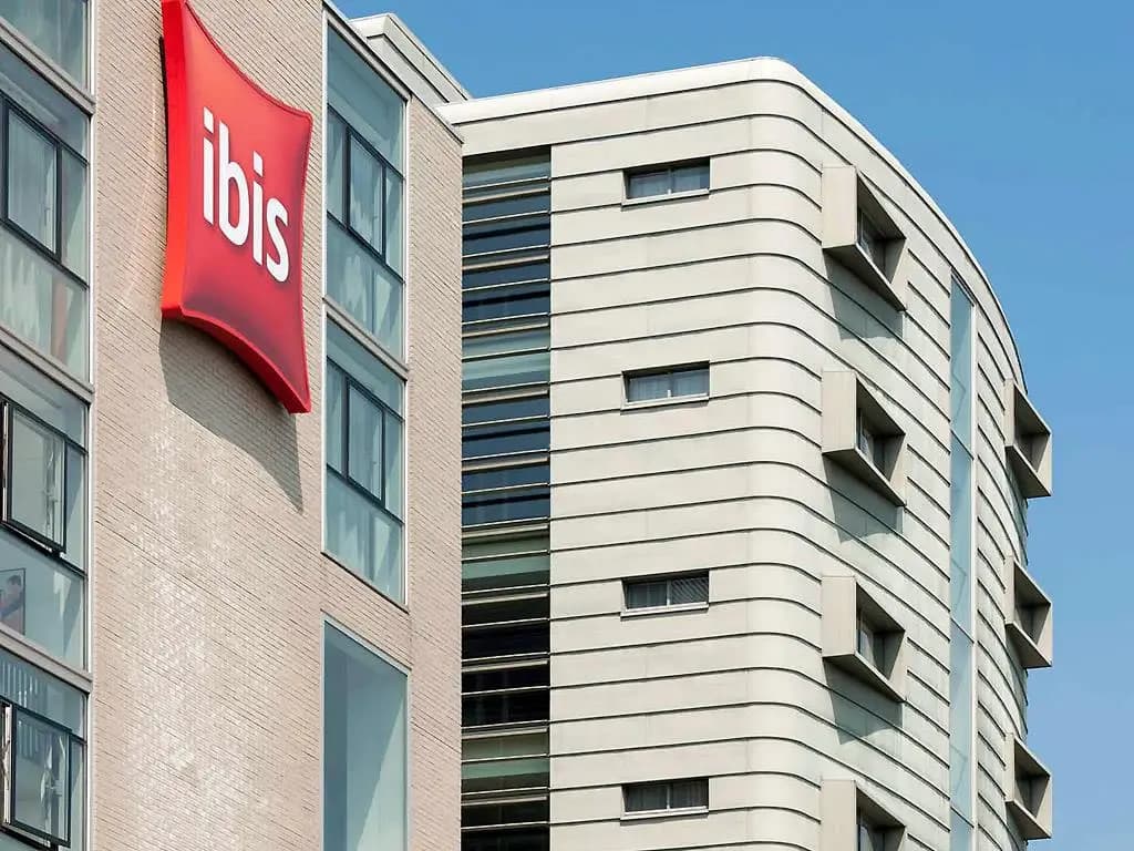 ibis Amsterdam Centre - photo 1