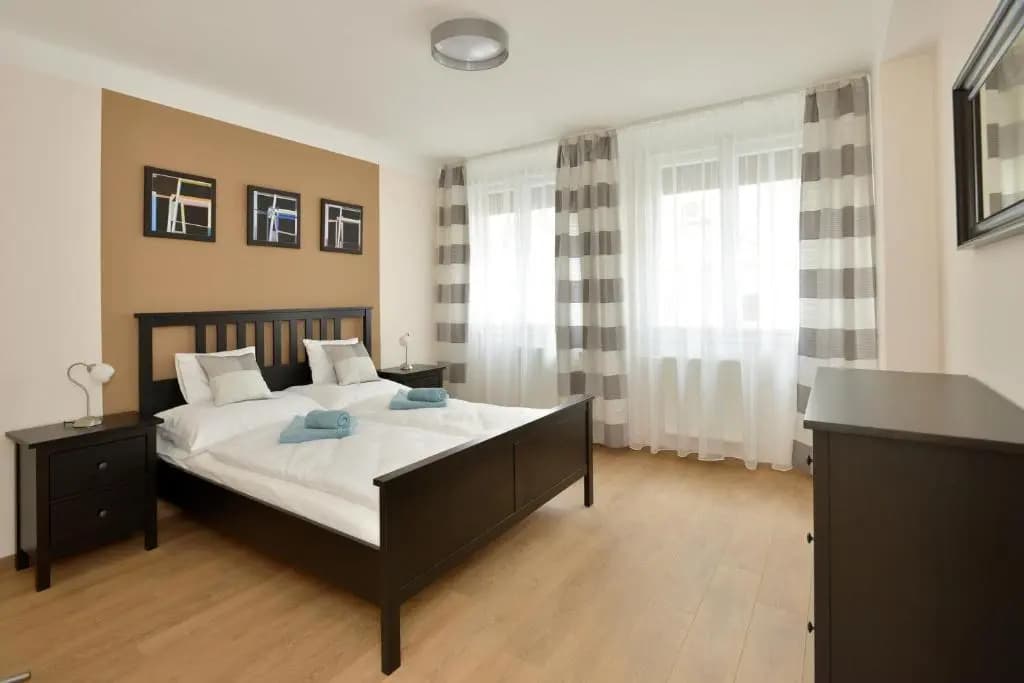 Deak Apartment - main photo