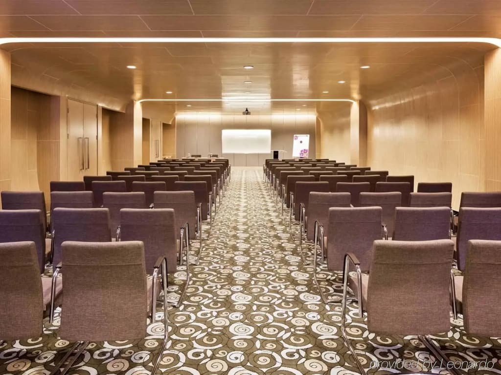Grand Mercure Jakarta Harmoni - photo 19