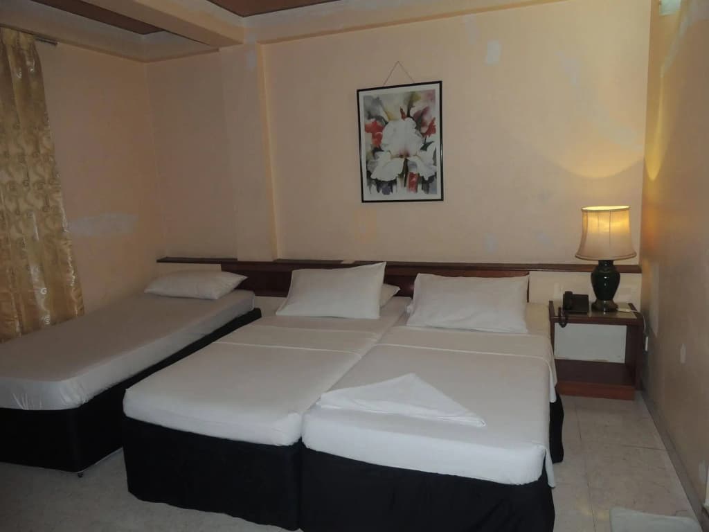 Off Day Inn Hotel - photo 7