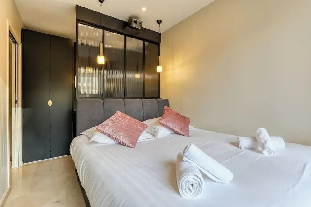 Montaigne Executive Suite - photo 3