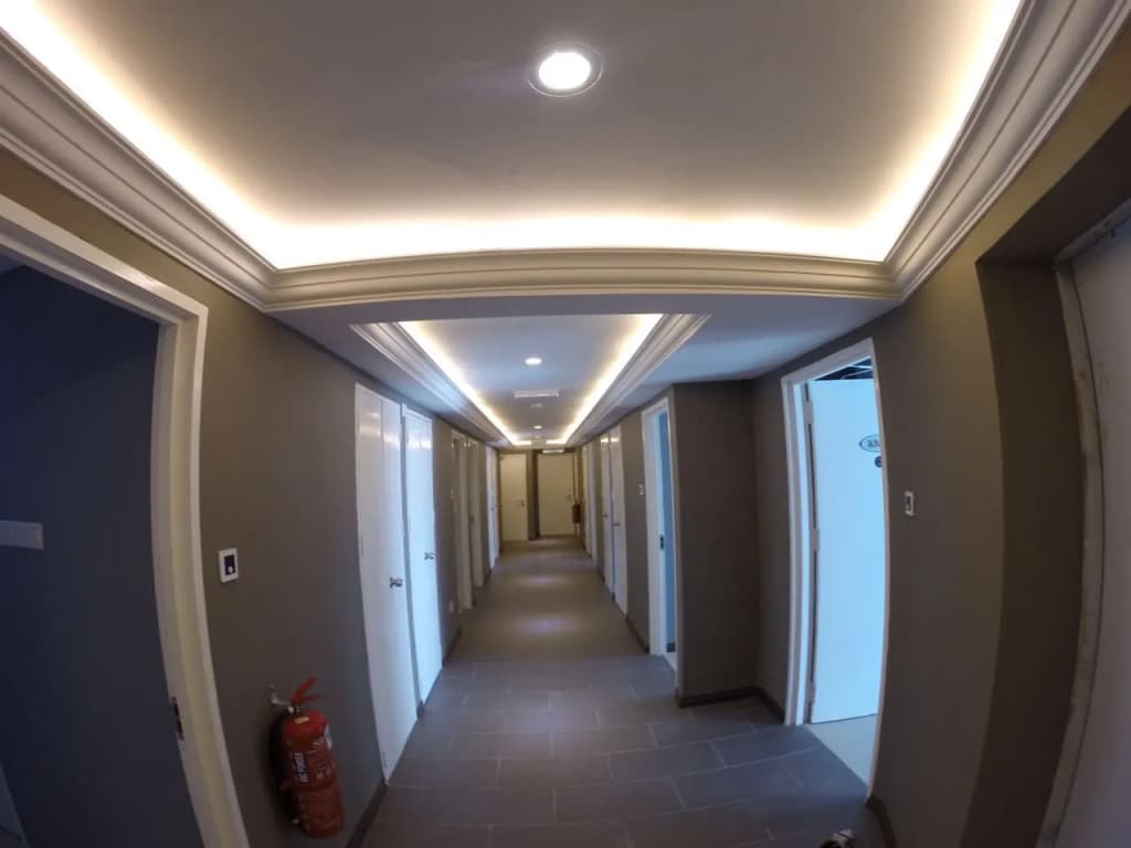 Pacific Inn - photo 9
