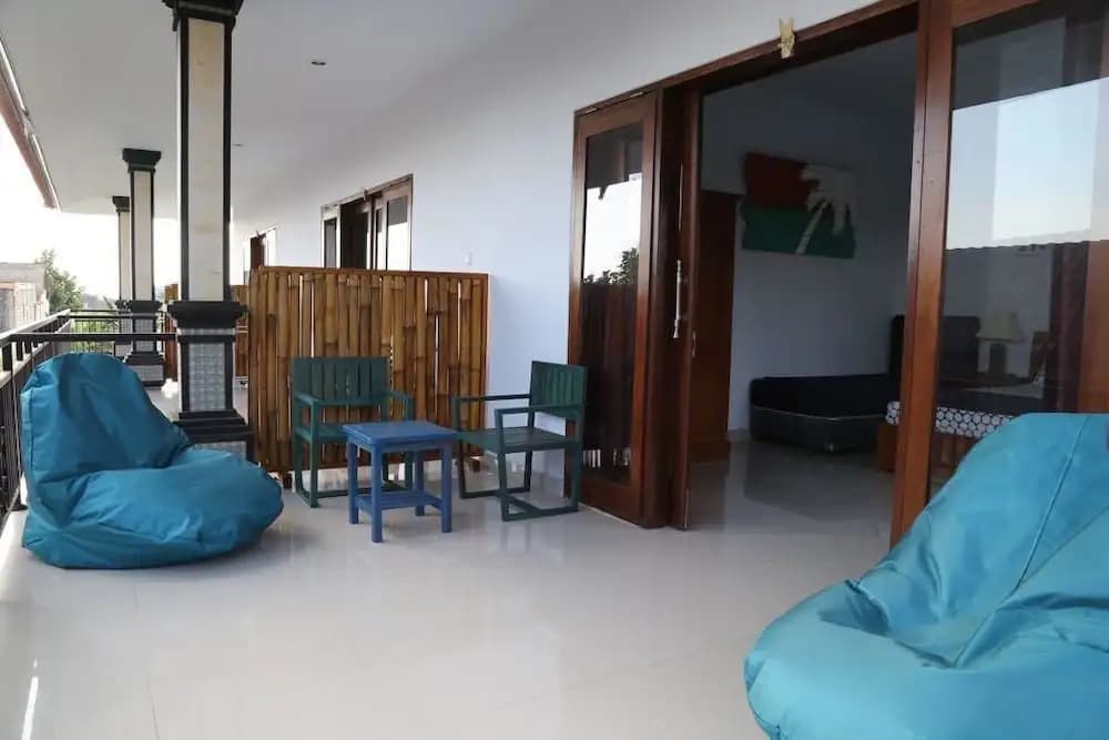 Monkey Surfcamp Bali Guesthouse - photo 3