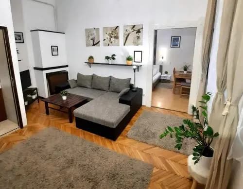 Central Gold Apartment - photo 2