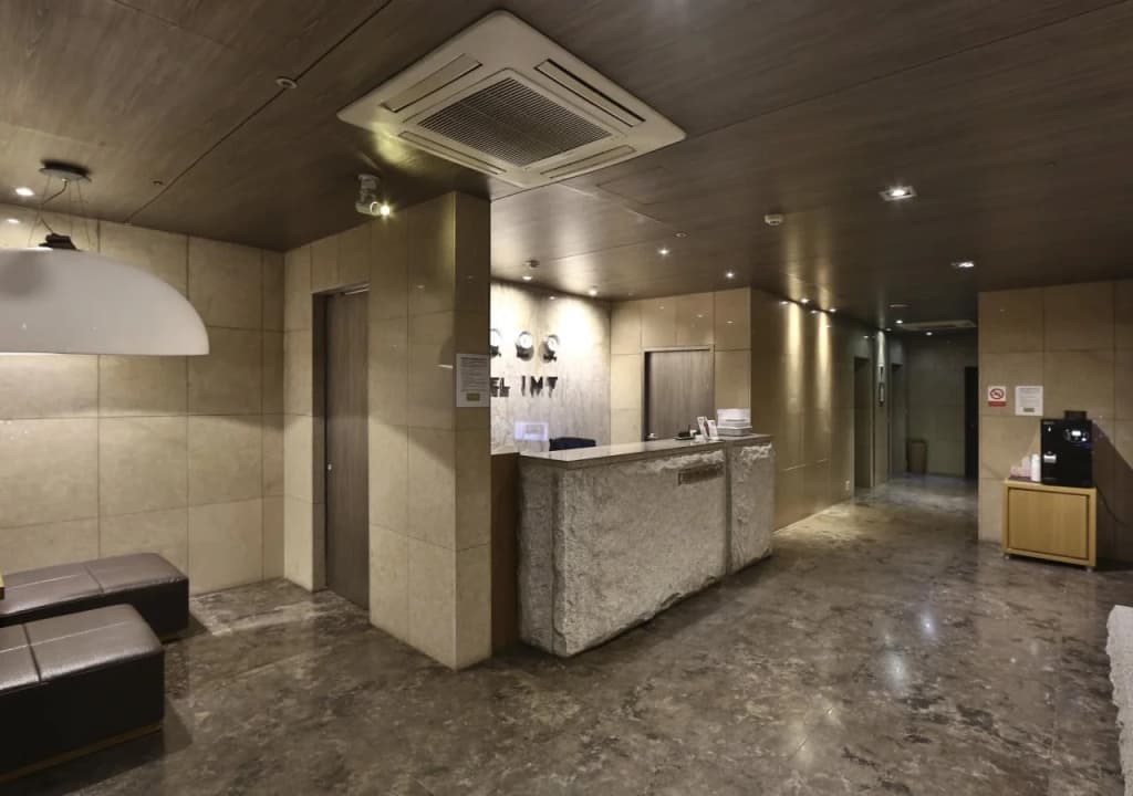IMT Hotel - main photo