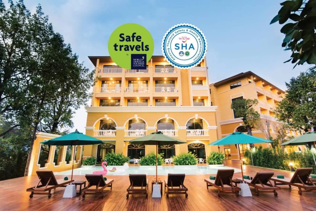 ROYAL PINEAPPLE HOTEL | A Welcome to Wealth and Good Fortune - photo 17