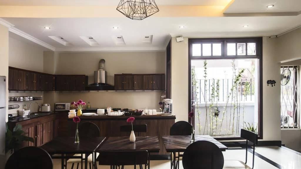 1812 Boutique Hostel - photo 16