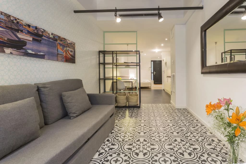 Liceu Apartments by gaiarooms - photo 11