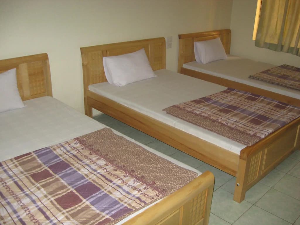 Ho Tay Hotel - photo 3